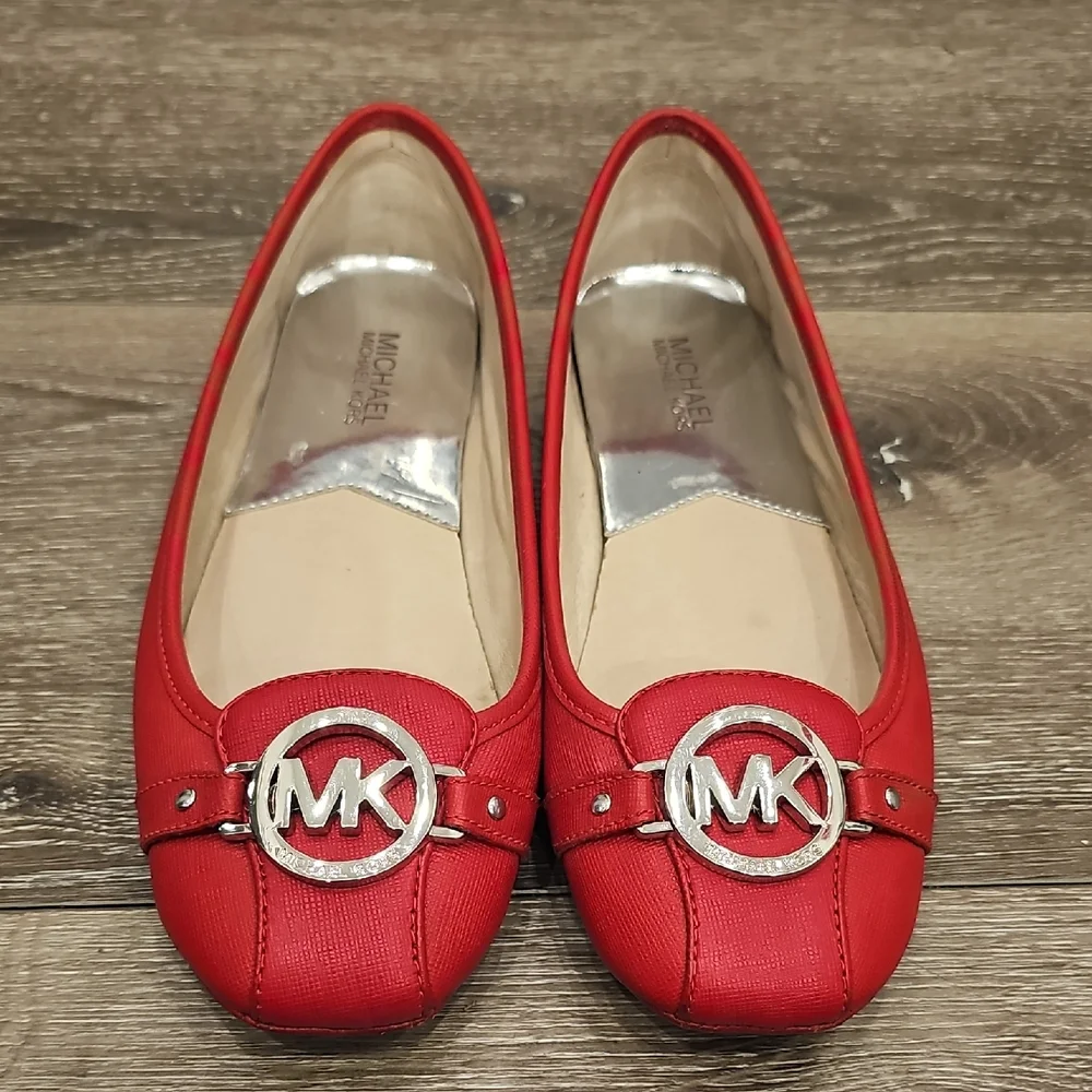 MICHAEL KORS Gorgeous Red Saffiano Leather Flats
